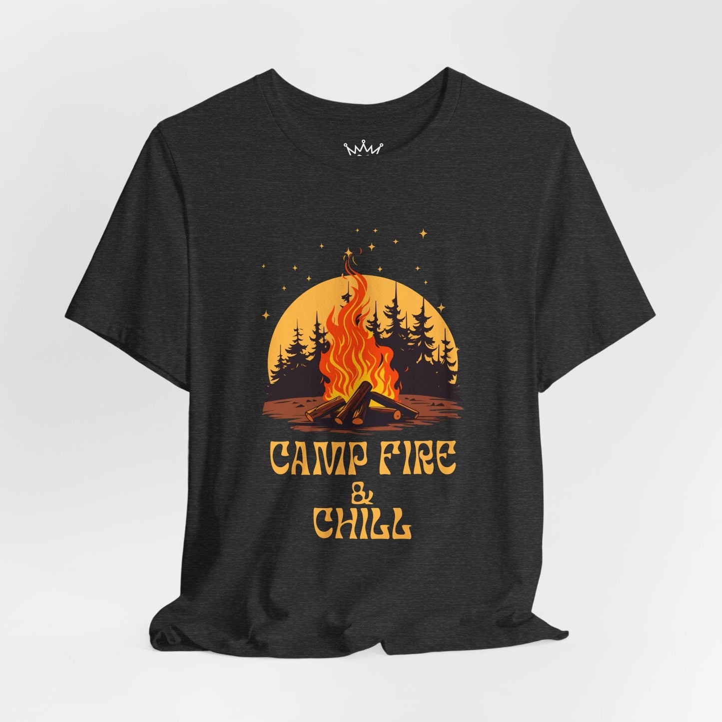 Camp Fire & Chill T-Shirt – Camping Beer Lover Tee for Outdoor Nights & Cozy Vibes
