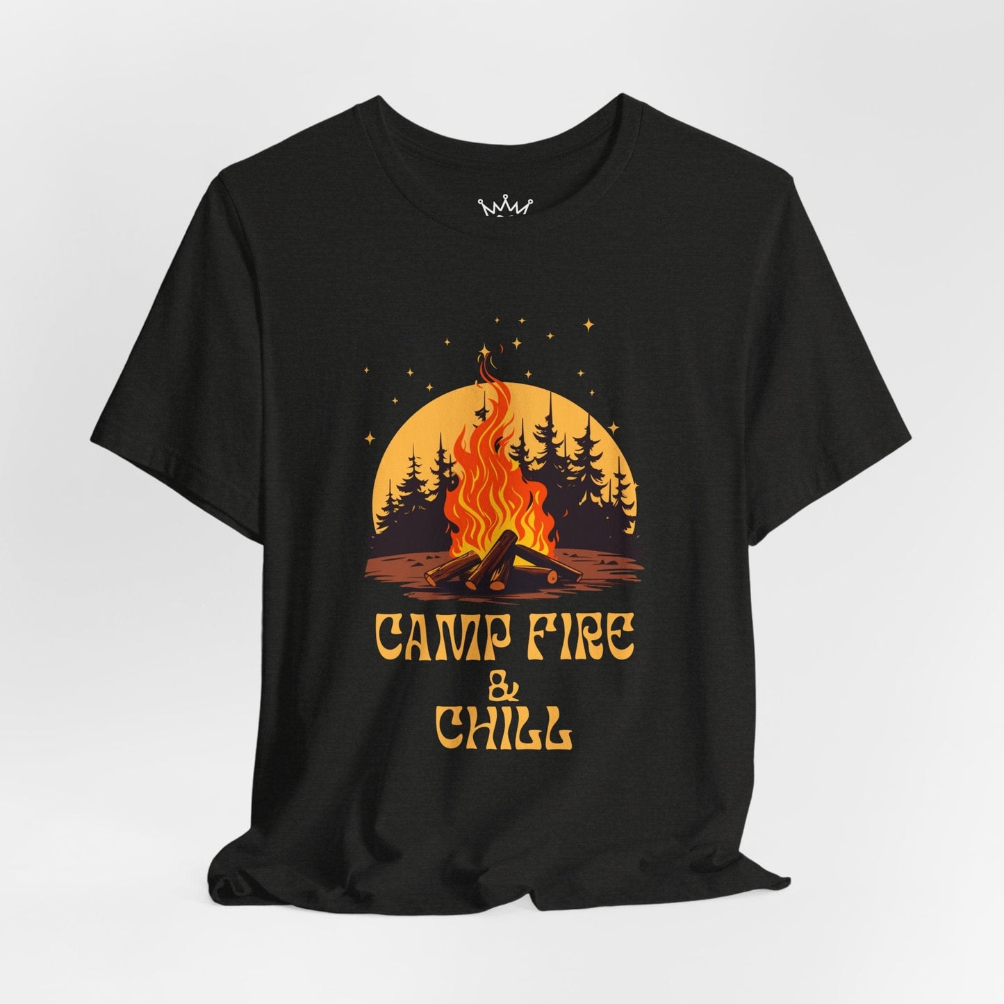 Camp Fire & Chill T-Shirt – Camping Beer Lover Tee for Outdoor Nights & Cozy Vibes